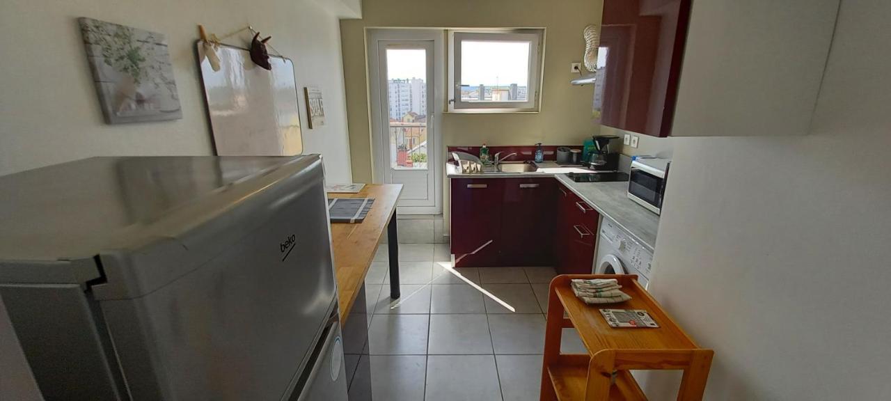 La Dolce Vita -T2 52M2- Dernier Etage- Terrasse-Parking-Wifi Fibre Apartment Tarbes Exterior foto