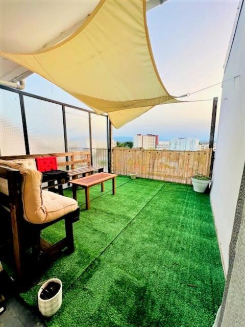 La Dolce Vita -T2 52M2- Dernier Etage- Terrasse-Parking-Wifi Fibre Apartment Tarbes Exterior foto